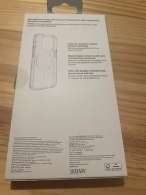 Belkin SheerForce MagSafe Case iPhone 14 Pro Clear Scratch Resistant Magnetic - Thumbnail 2