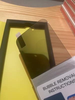 JETech Tempered Glass Screen Protector iPhone 16 Pro Privacy 9H Scratch Resist - Thumbnail 3