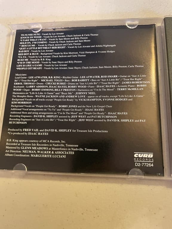 Red Hot & Blue CD: All Time Great Rhythm & Blues Songs (various artists) 7151877 - Thumbnail 4