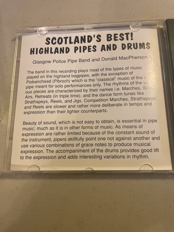 Scotland's Best! Highland Pipes and Drums CD - Thumbnail 4