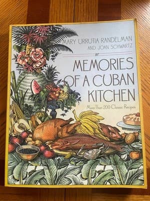 Memories of a Cuban Kitchen Mary Urrutia Randelman Paperback Cookbook 1992 - Image 1