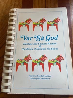 Var Sa God Cookbook American Swedish Institute 1980 Spiral-Bound Recipes Vintage - Image 1