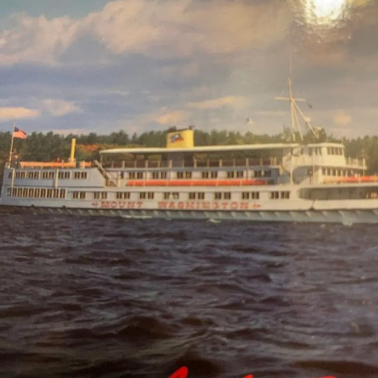 Lake Winnipesaukee Mount Washington New Hampshire Boat Weirs Beach VNG Postcard - Thumbnail 3