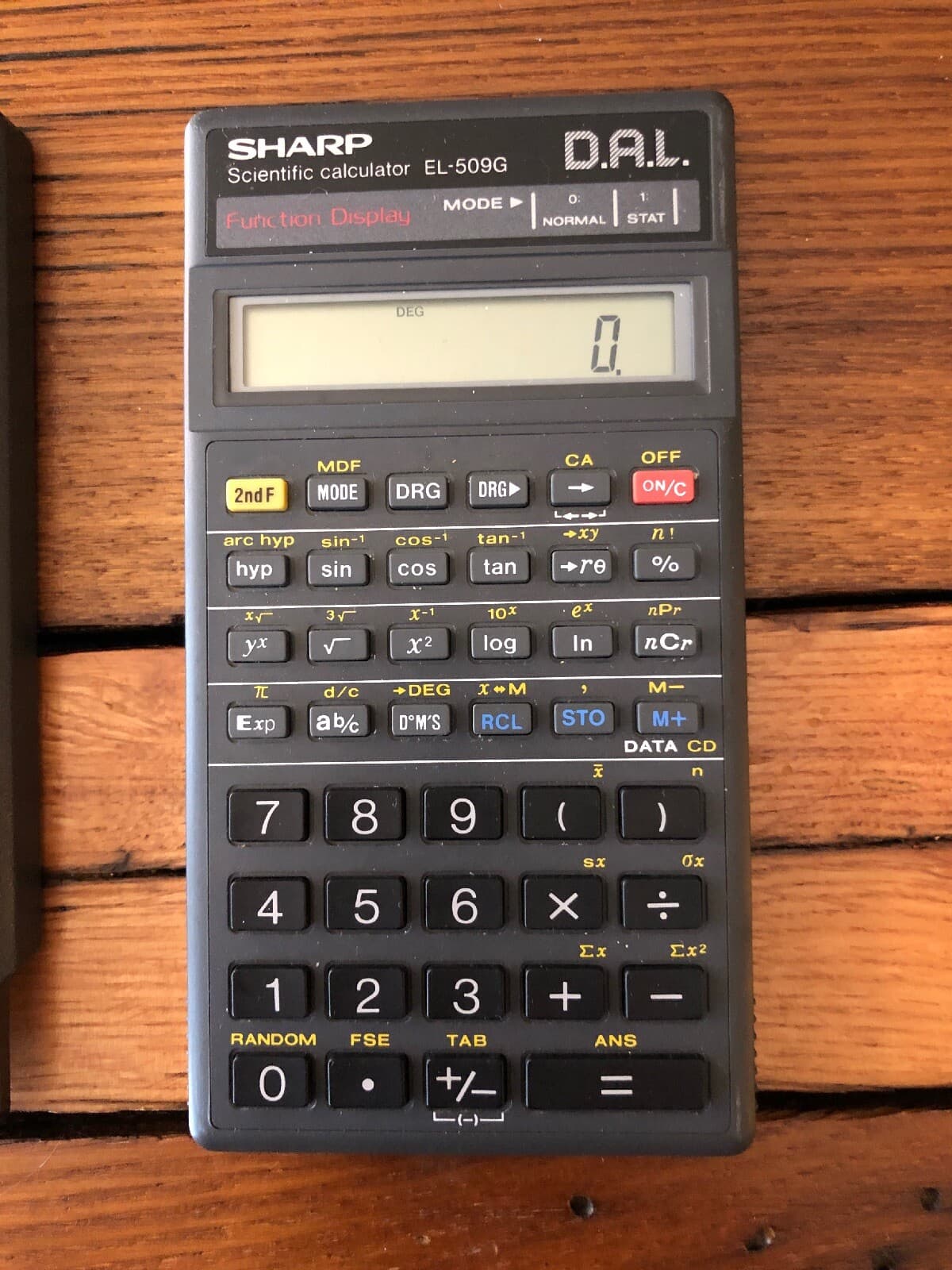 Vintage Sharp EL-509G Scientific Calculator Working With Cover Works Great! - Thumbnail 2