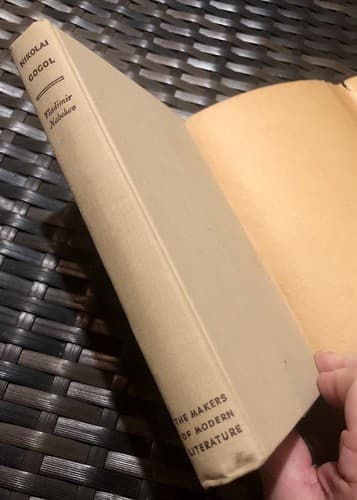 Nikolai Gogol 1944 hc True 1st edition 1st state w dust jacket. - Thumbnail 9