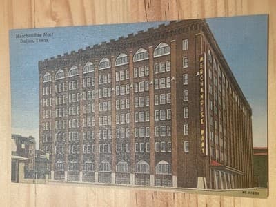 Curteich Chicago C T Art Colortone Merchandise Mart Dallas Texas Postcard Unused - Image 1