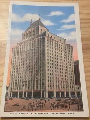 E C Kropp Co Hotel Manger North Station Boston Mass Postcard Linen Unposted - Image 1