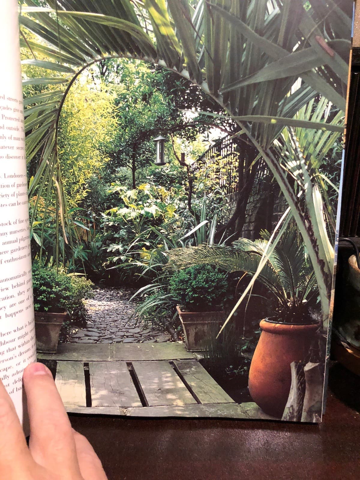 SECRET GARDENS OF LONDON By Marianne Majerus - Hardcover *Excellent Condition* - Thumbnail 4