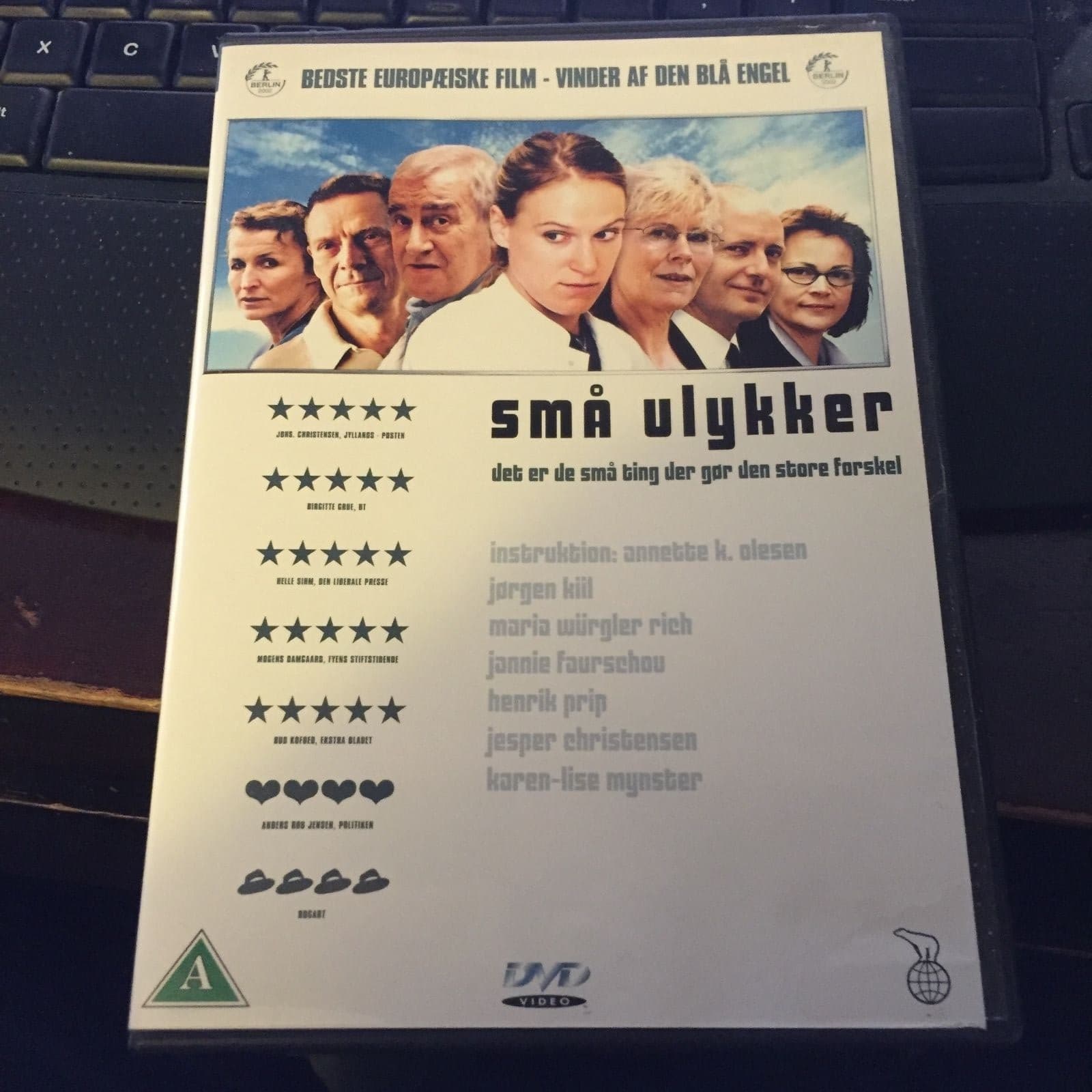 Minor Mishaps Sma Ulykker DVD Pal region 2 Scandinavian 104 minutes - Image 1
