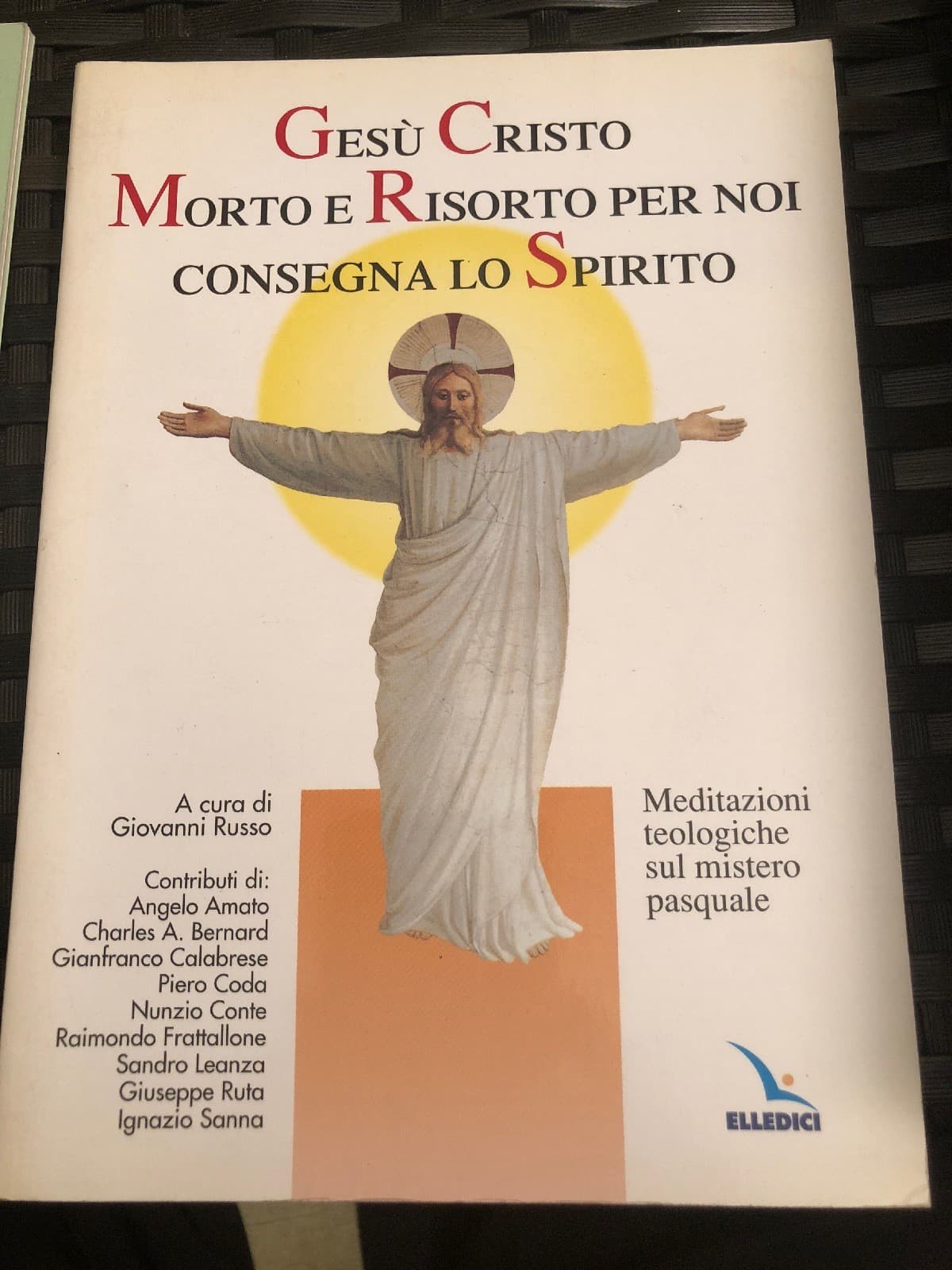 gesù cristo morto e risorto per noi consegna lo spirito - Image 1