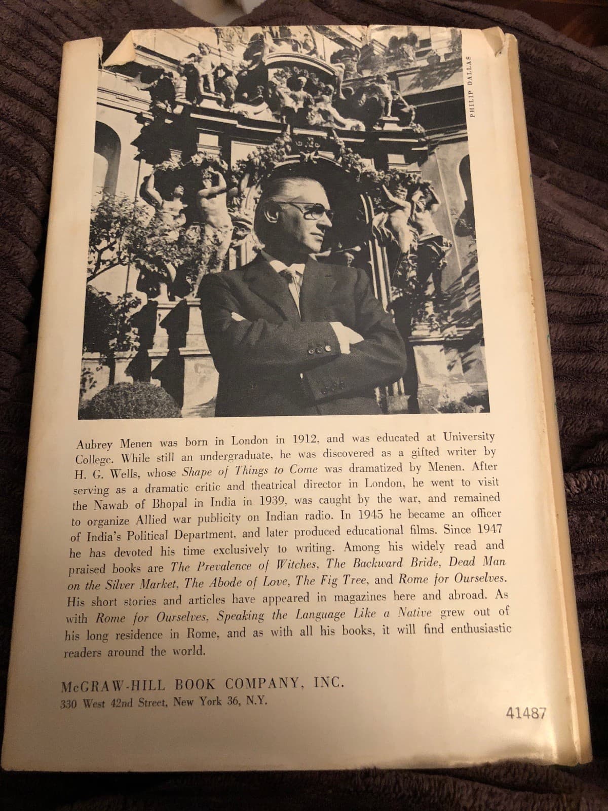 Menen, Aubrey SPEAKING THE LANGUAGE LIKE A NATIVE 1st Edition 1st Printing - Thumbnail 2