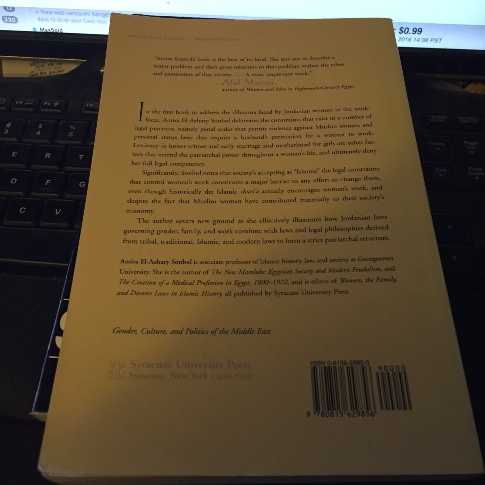 Women of Jordan : Islam, Labor, and the Law by Amira El Azhary Sonbol 2002 - Thumbnail 2
