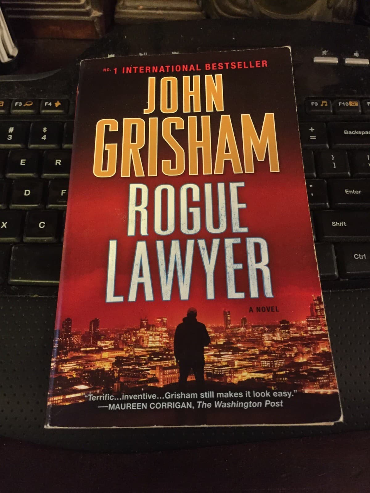 Rogue Lawyer paperback by John Grisham - Image 1