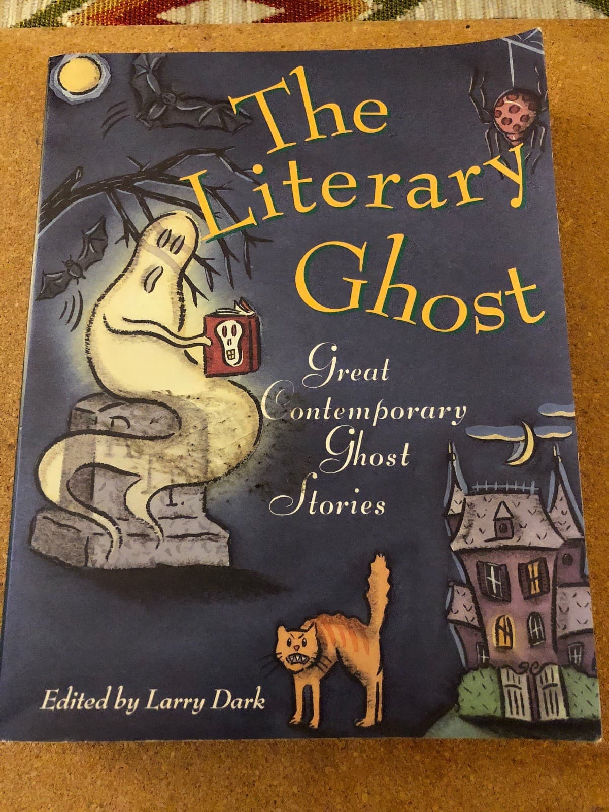 the literary ghost - great contemporary ghost stories - softcover by larry dark - Image 1