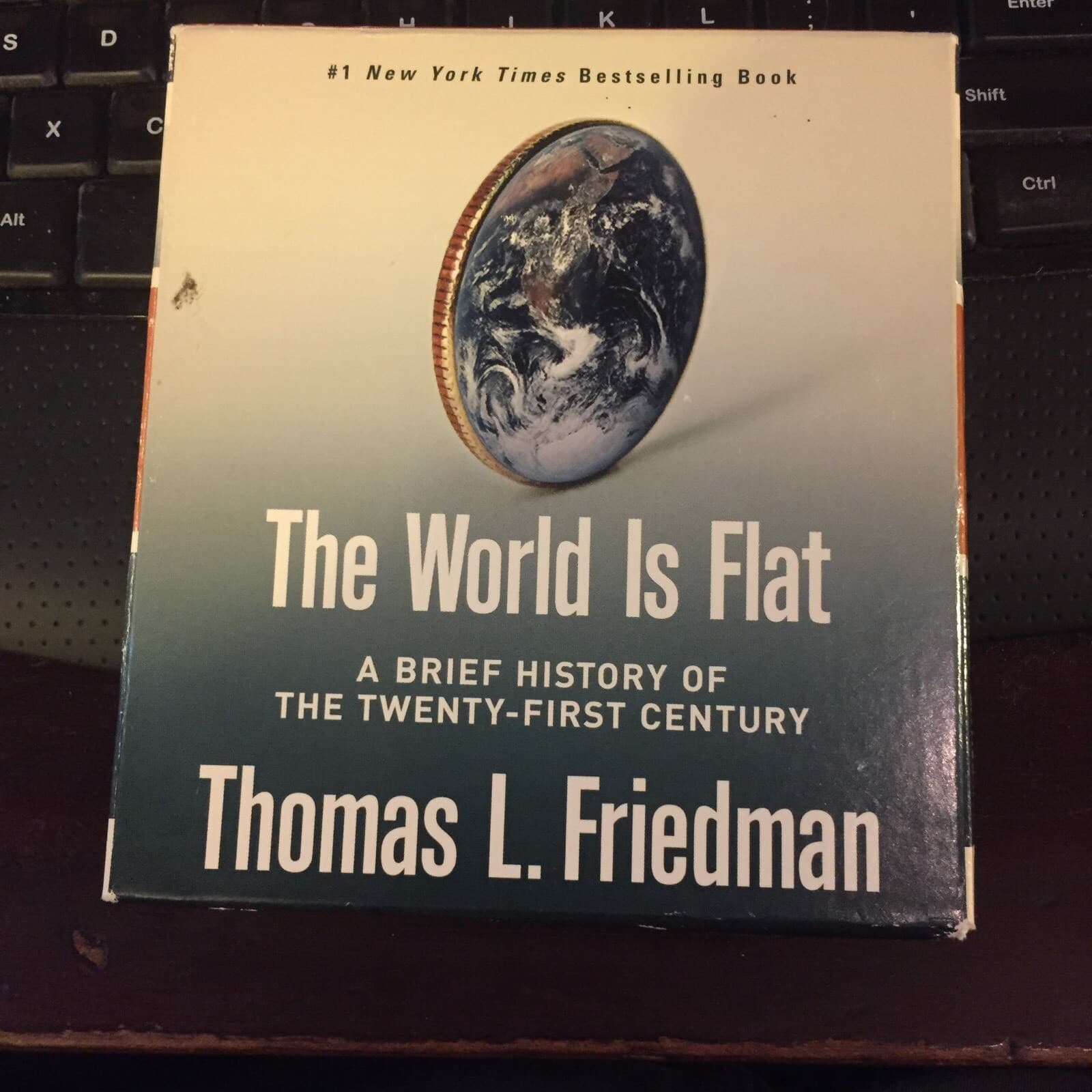The World Is Flat: Brief History of the Twenty-first Century 2005 Cds 1593977514 - Image 1