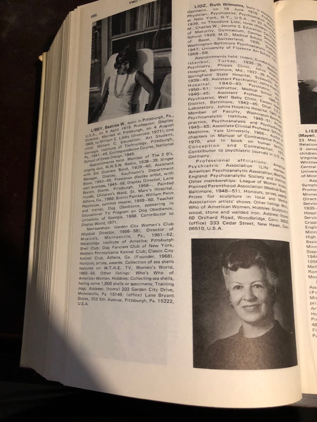 Two Huge Volumes Of Notable Women Over 2100 Pages! Early 1970s - Thumbnail 8