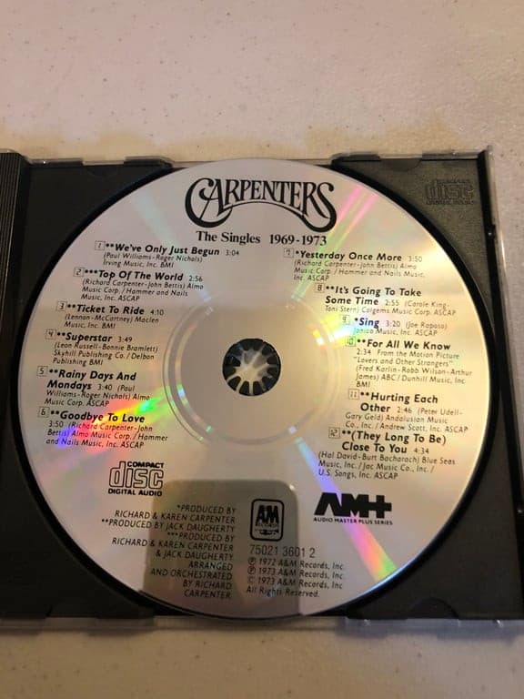 Universal Import CD Album: Carpenters - The Singles 1969-1973 (1990) - Thumbnail 3