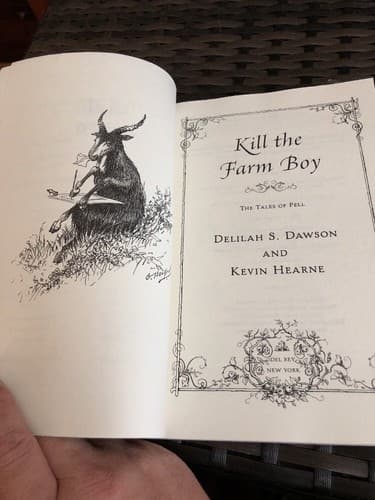 WonderCon 2018 KILL THE FARM BOY Dawson & Hearne Book EARLY RELEASE SAMPLER Rare - Thumbnail 3