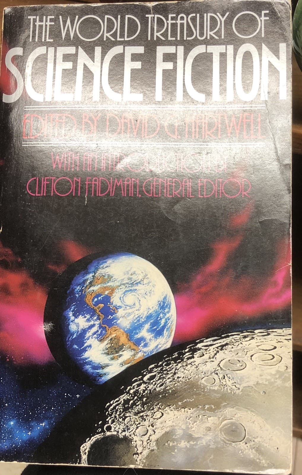 The World Treasury Of Science Fiction - Image 1