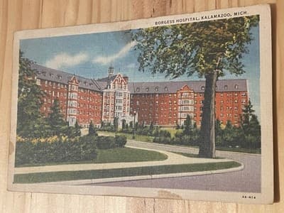 Borgess Hospital Kalamazoo Mich Postcard Linen Style Unposted Vintage 4A-H14 - Image 1