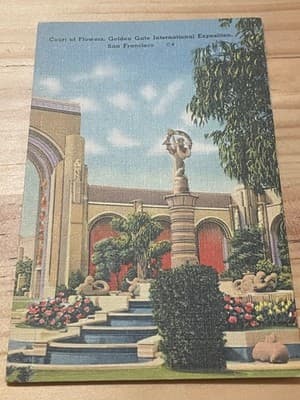 Court Flowers Golden Gate International Exposition Postcard San Francisco Linen - Image 1