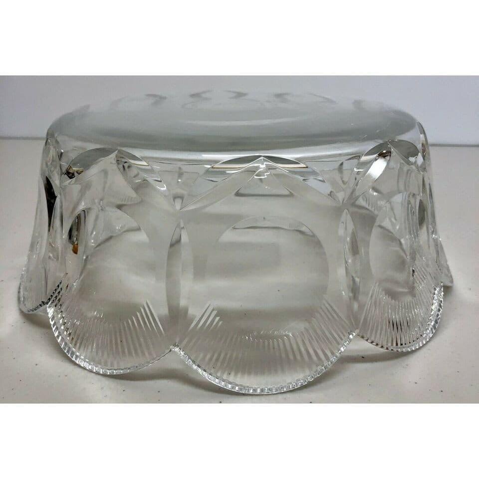 MS18 scalloped bowl clear pressed glass design 9 1/8 w x 3 1/2" h w/7 1/2" base - Thumbnail 4