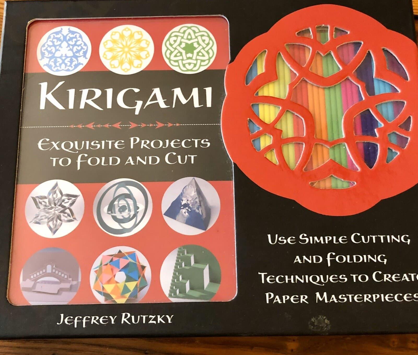 KIRIGAMI: EXQUISITE PROJECTS TO FOLD AND CUT By Jeffrey Rutzky **BRAND NEW** - Image 1