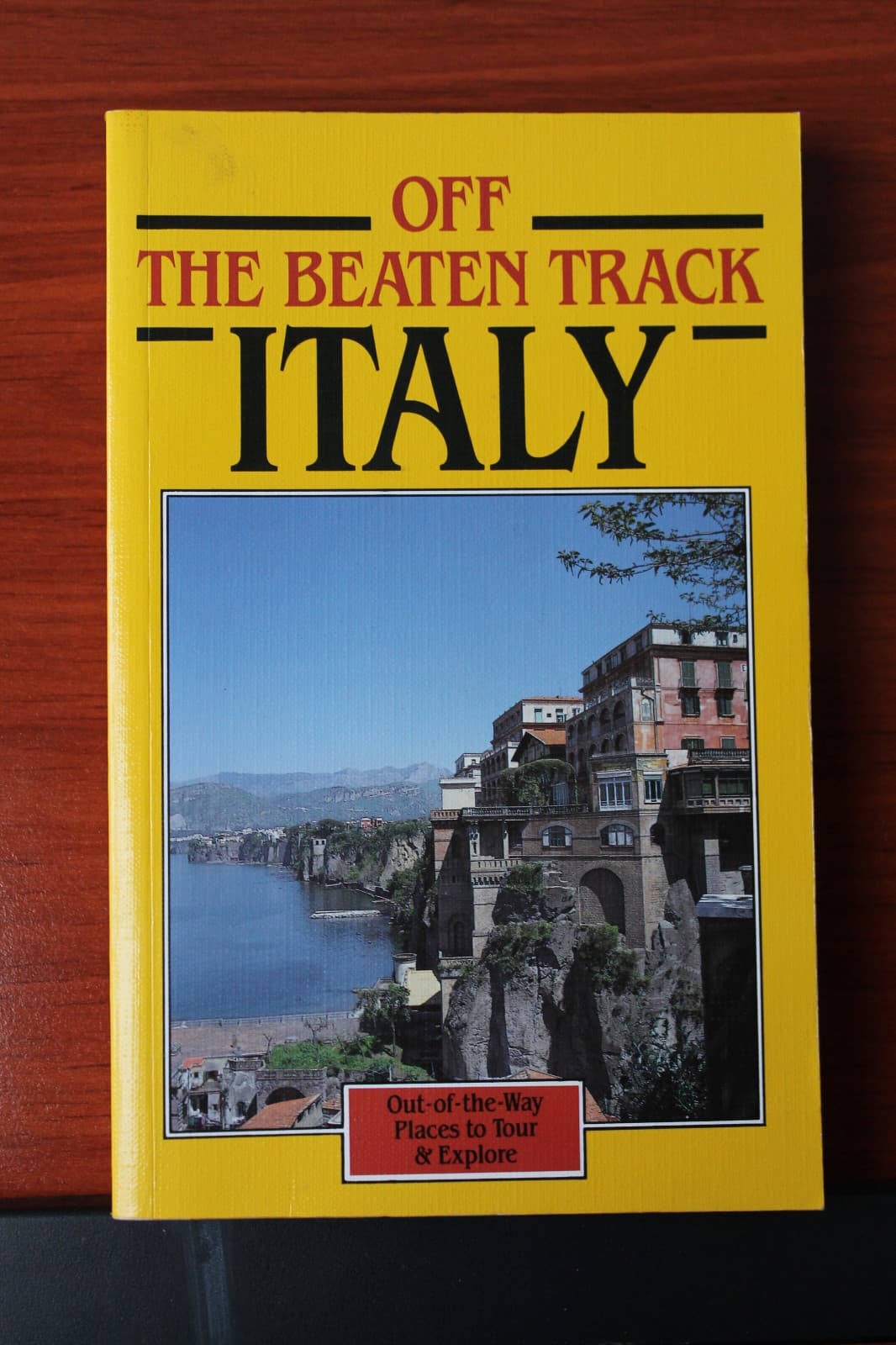Italy (Off the Beaten Track) - Image 1