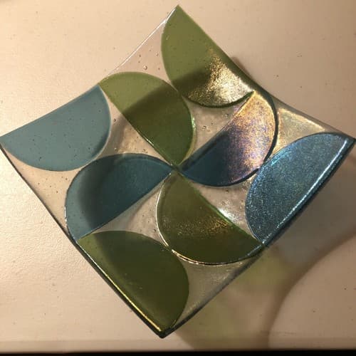 Shepardson Studios iridescent Glass Square 6"x 6" Plate - Thumbnail 2