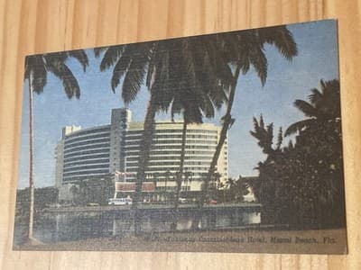 Fontainebleau Hotel Miami Beach Postcard Curteich Art-Colortone Linen Era Unused - Image 1