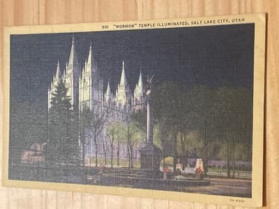 Curteich Mormon Temple Illuminated Postcard Salt Lake City Utah Linen 901 Unused - Image 1