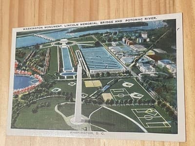 Washington Monument Lincoln Memorial Postcard BS Reynolds Co Unposted Linen - Image 1