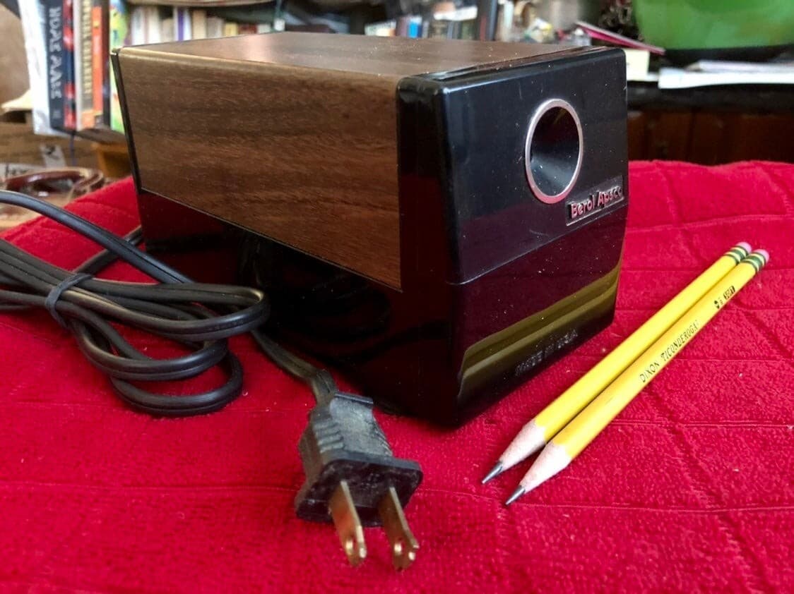 Berol Apsco AP2001 Electric Pencil Sharpener Woodgrain Black Made in USA - Image 1