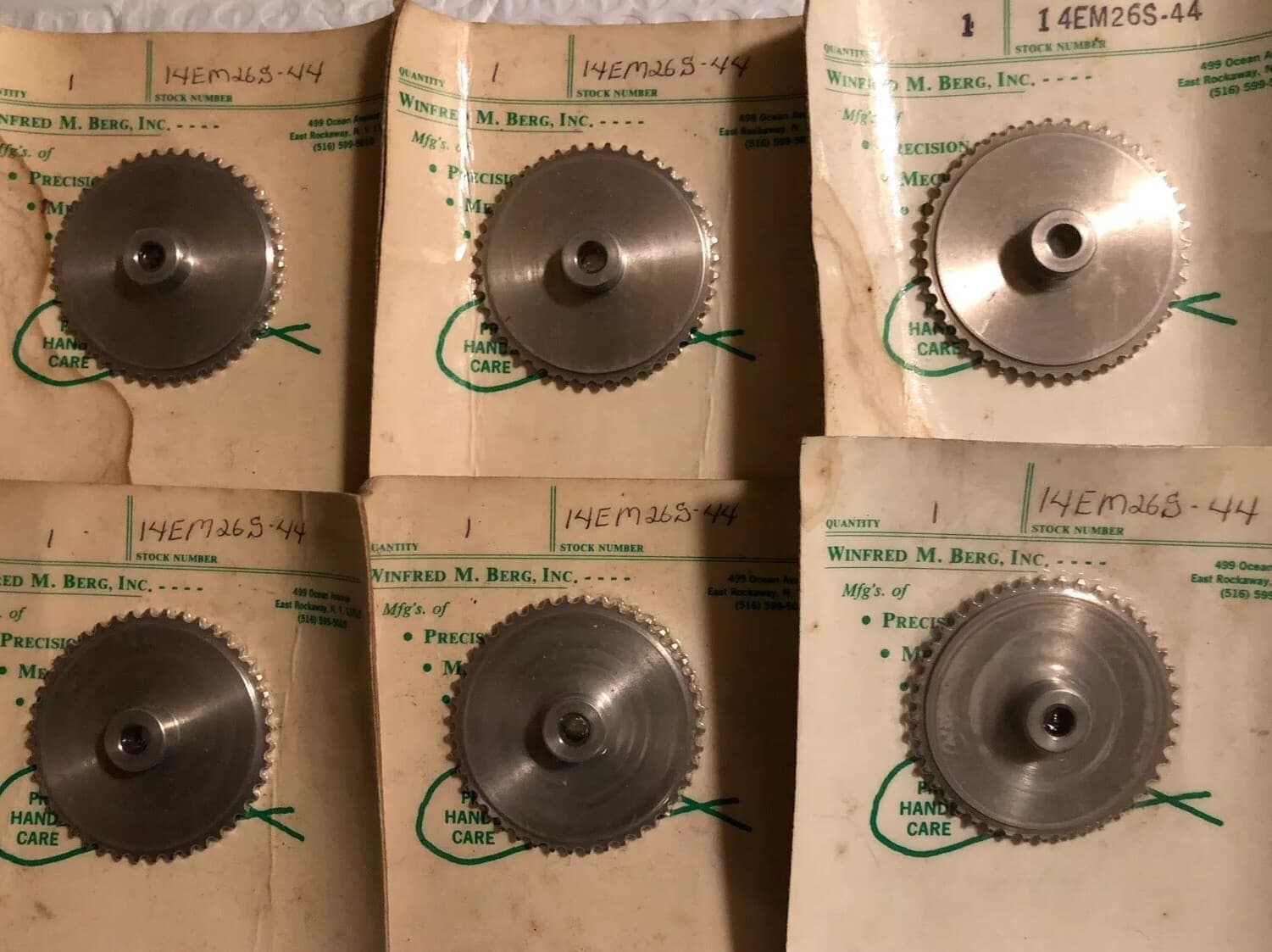 New Old Stock BERG 14EM26S-44 Mechanical Sprocket gear - Image 1