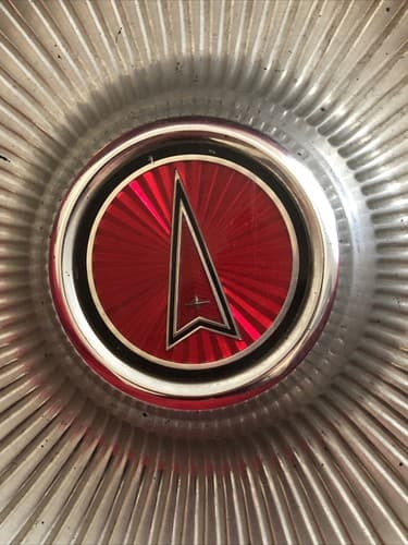 Factory original 1976 - 1981 Pontiac Lemans 14 inch hubcap wheel cover. As Found - Thumbnail 2