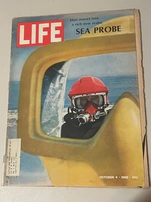 LIFE Magazine Oct 4 1968 Sea Probe Vintage Magazine Tareyton Ad 1968 Issue - Image 1