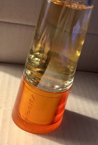 MARY KAY EAU DE PARFUM VELOCITY 1.7 FL OZ SPRAY BOTTLE 90% FULL - Image 1