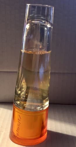 MARY KAY EAU DE PARFUM VELOCITY 1.7 FL OZ SPRAY BOTTLE 90% FULL - Thumbnail 3
