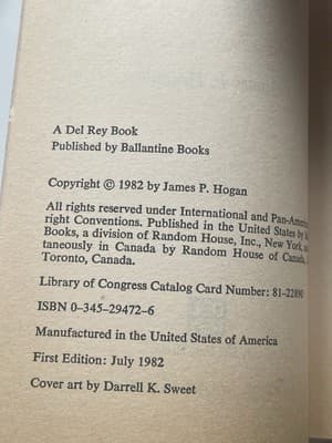 Voyage from Yesteryear 1st printing James p hogan - Thumbnail 4