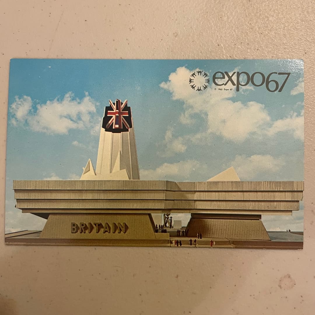 Postcard Canada Montreal Quebec Expo 67 Great Britain Pavilion Flag People - Image 1