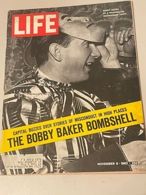 Life Magazine Nov 8 1963 Bobby Baker Bombshell Cover Chesterfield King Ad Vtg - Image 1