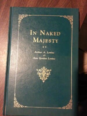 In naked majesty - Image 1