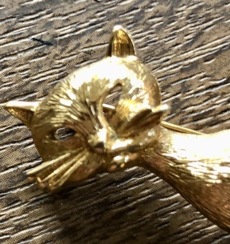 Vintage MONET Gold Retro CAT Brooch PIN Siamese Kitty Mint Condition signed - Thumbnail 2
