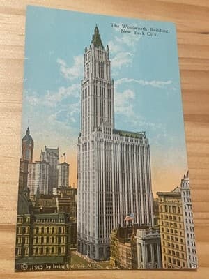 Woolworth Building Postcard Irving Underhill Manhattan Post Card Co New York - Image 1