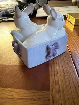 DAISA Porcelain Bunny Figurine Pair Made in Spain 1988 White Pink Bows Ceramic - Thumbnail 3