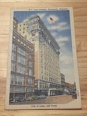 Hotel Radisson Postcard Minneapolis M71 City of Lakes and Parks Curteich-Chicago - Image 1