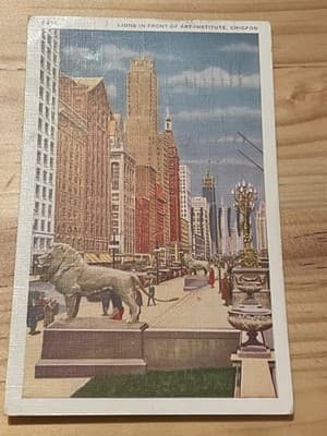 Lions In Front Of Art Institute Chicago Linen Postcard Postmarked 1940 Stamped - Image 1