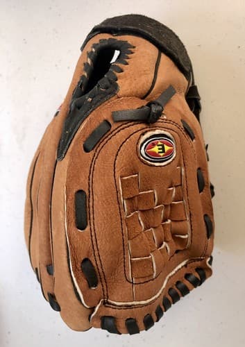 NOS Vintage Easton Z-Flex Youth Baseball Glove 11" Genuine Leather - Image 1