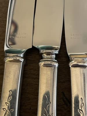 Kirk Sterling Silver Primrose 2 DinnerKnives & 3 Butter Knives Set 'S' Monograms - Thumbnail 2