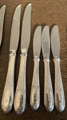 Kirk Sterling Silver Primrose 2 DinnerKnives & 3 Butter Knives Set 'S' Monograms - Thumbnail 4